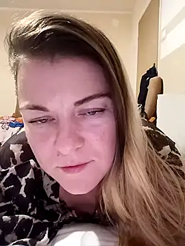 LunikaLunaX online show from 01-21-25, 08:21