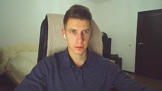 Chris Brien online show from 02-25-26, 01:37