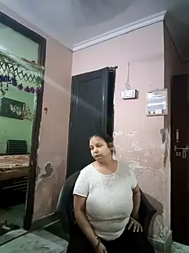 Kavya kapoor online show from 03-08-25, 01:47