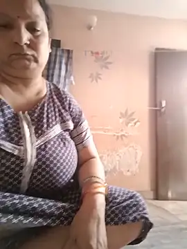 Snapshot of Kavya_kapoor chatting on 05-27-26, 02:19 Kavya kapoor online show from 05-27-26, 02:19