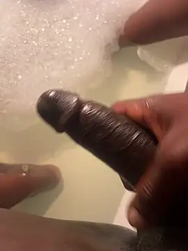 Snapshot of 133pipi chatting on 04-14-26, 07:58 133pipi online show from 04-14-26, 07:58