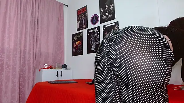 scarlett  morgan online show from 09-24-25, 01:14