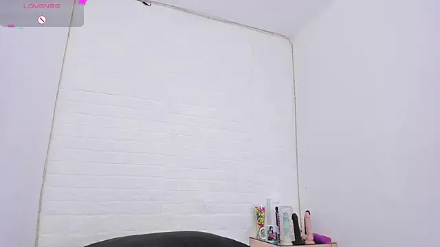 nathally roses online show from 02-20-25, 09:31