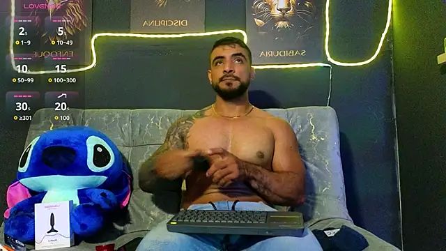 ERIC HARRISON online show from 11-15-25, 02:20