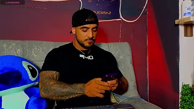 ERIC HARRISON online show from 02-17-26, 01:46