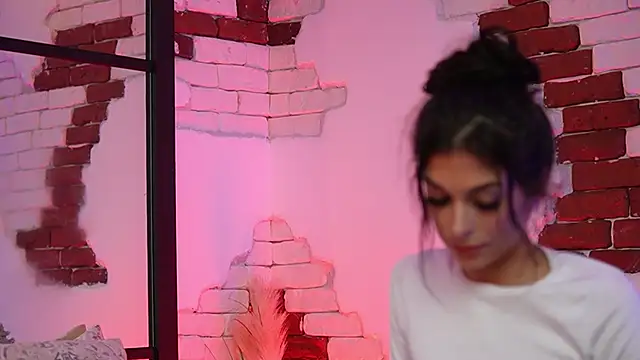 AngelinaCapri online show from 12-14-24, 07:18