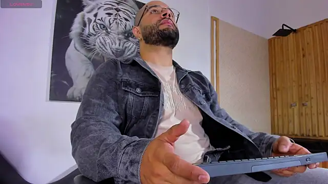 Luke  09 online show from 09-12-25, 11:43