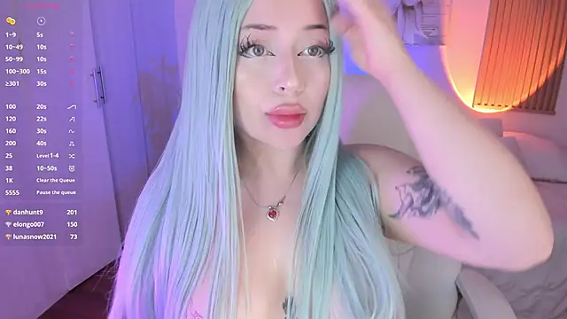 Snapshot of Kendall_Bunnyy chatting on 01-06-25, 07:35 Kendall Bunnyy online show from 01-06-25, 07:35