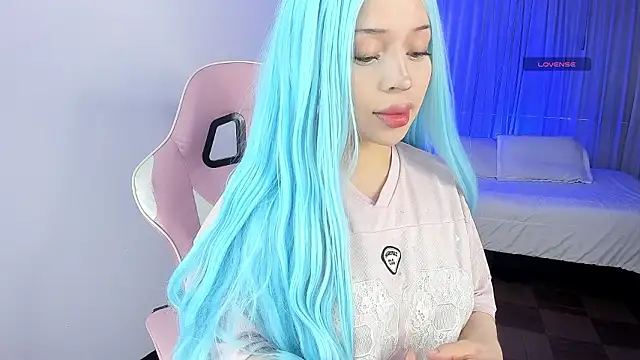 Kendall Bunnyy online show from 03-18-26, 09:07