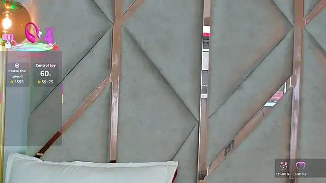 Snapshot of Lola_King chatting on 12-20-25, 02:51 Lola King online show from 12-20-25, 02:51