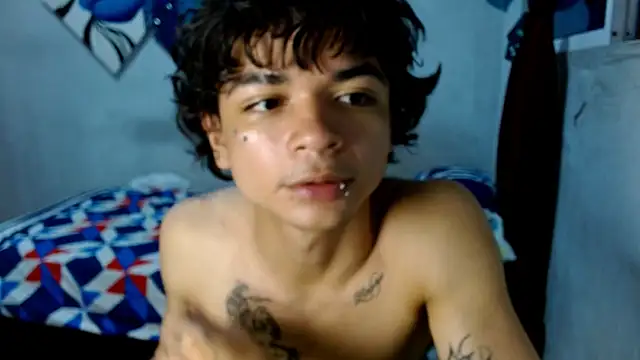Snapshot of Lovebeng_ chatting on 09-30-25, 10:59 Lovebeng  online show from 09-30-25, 10:59