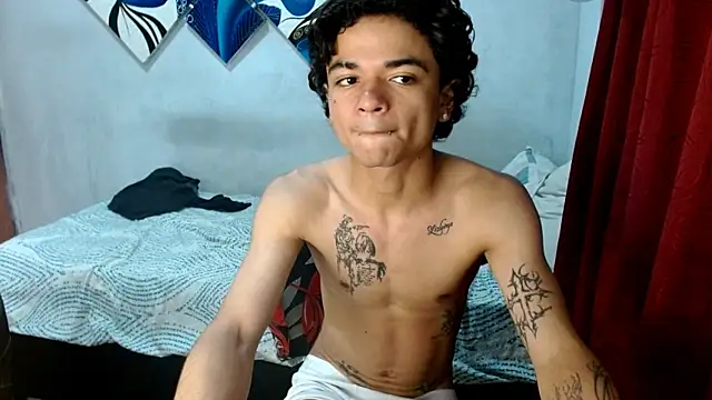 Lovebeng  online show from 11-17-25, 04:18