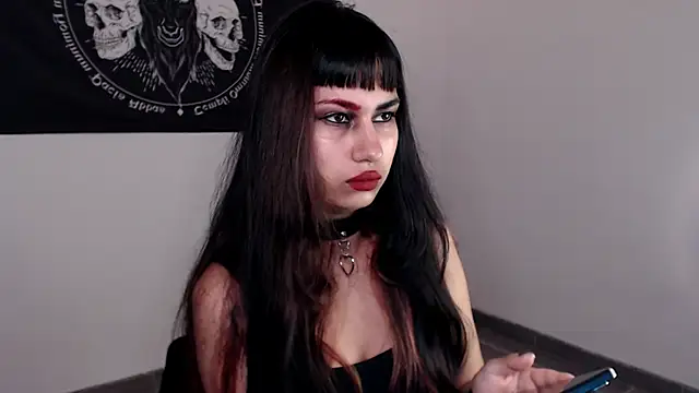 Snapshot of Little-Lucifer chatting on 11-01-25, 11:07 Little-Lucifer online show from 11-01-25, 11:07