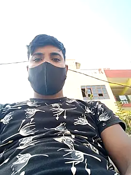 Snapshot of Fucker_boy_1 chatting on 03-08-25, 10:11 Fucker boy 1 online show from 03-08-25, 10:11