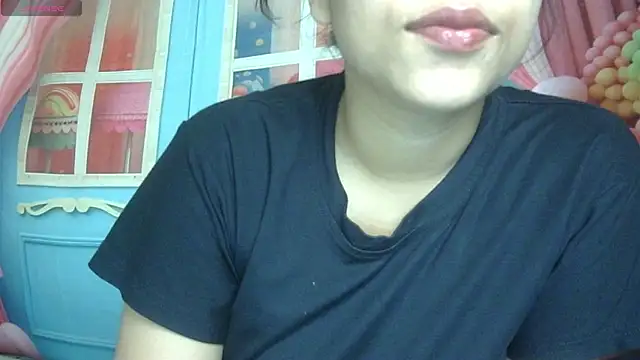 Snapshot of Preeti-Sexy chatting on 06-02-26, 10:28 Preeti-Sexy online show from 06-02-26, 10:28