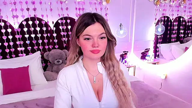 ZaraBloom online show from 02-14-26, 03:53