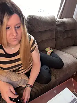 PuckBunny17 online show from 12-12-24, 08:43