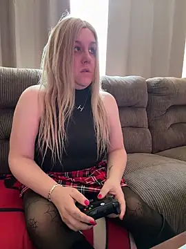 PuckBunny17 online show from 09-29-25, 09:52