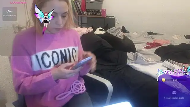 Snapshot of kattleya1407 chatting on 12-30-24, 12:43 kattleya1407 online show from 12-30-24, 12:43