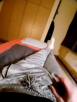 Snapshot of pascalino100 chatting on 02-28-26, 09:16 pascalino100 online show from 02-28-26, 09:16