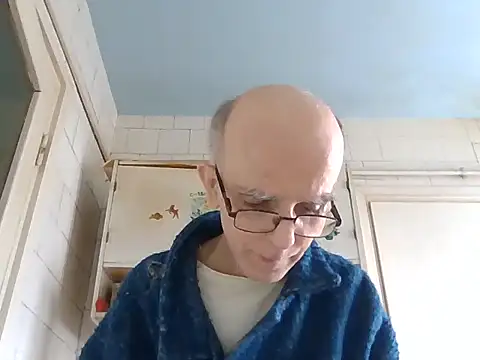 Snapshot of mariusica1@xh chatting on 01-19-26, 10:52 mariusica1xh online show from 01-19-26, 10:52