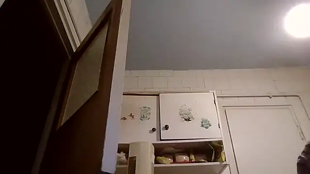 Snapshot of mariusica1@xh chatting on 02-04-26, 04:57 mariusica1xh online show from 02-04-26, 04:57