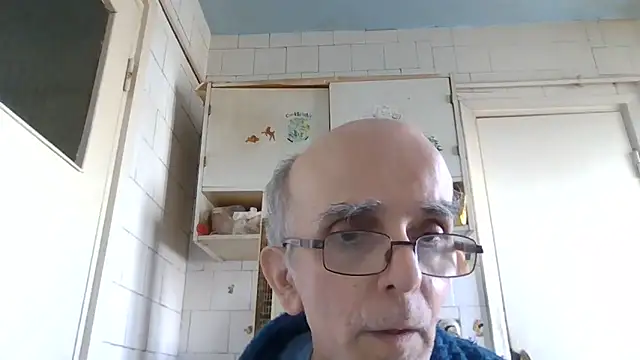 Snapshot of mariusica1@xh chatting on 02-27-26, 12:16 mariusica1xh online show from 02-27-26, 12:16