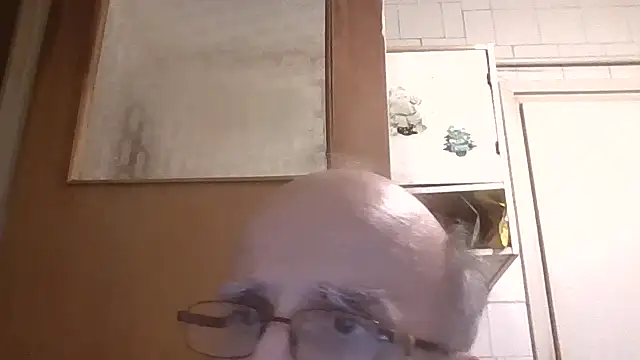 Snapshot of mariusica1@xh chatting on 03-03-26, 06:36 mariusica1xh online show from 03-03-26, 06:36