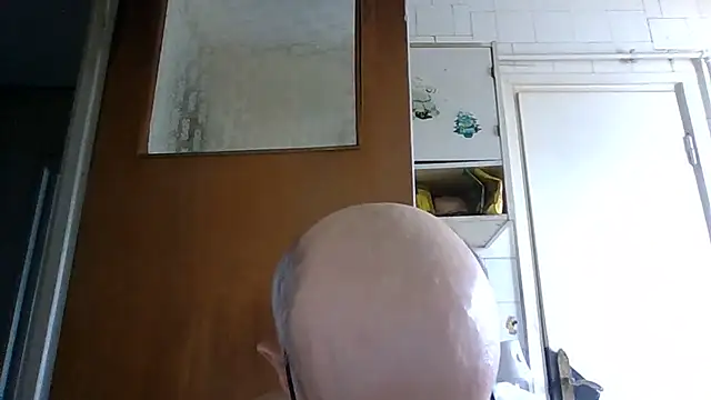 Snapshot of mariusica1@xh chatting on 07-03-26, 03:18 mariusica1xh online show from 07-03-26, 03:18