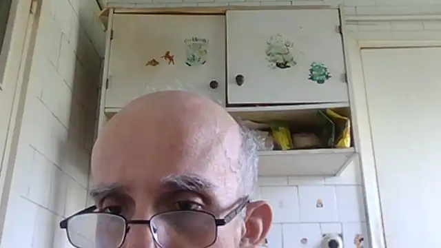 Snapshot of mariusica1@xh chatting on 07-21-26, 11:34 mariusica1xh online show from 07-21-26, 11:34