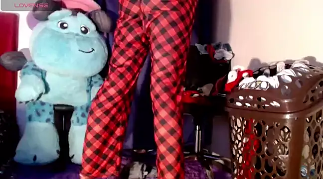 nicol gill  online show from 02-04-25, 11:27