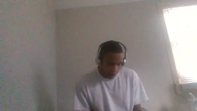 nintendogaymer69 online show from 07-12-26, 08:33