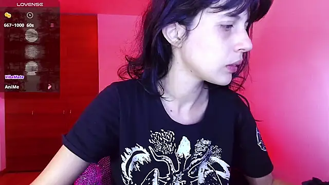 Snapshot of bellatrix25 chatting on 02-11-25, 02:13 bellatrix25 online show from 02-11-25, 02:13