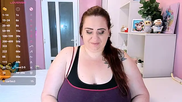 Snapshot of lovely_adelle chatting on 11-25-25, 04:18 lovely adelle online show from 11-25-25, 04:18