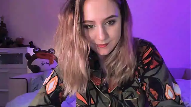 Snapshot of Diana_Flower chatting on 02-22-25, 05:13 Diana Flower online show from 02-22-25, 05:13