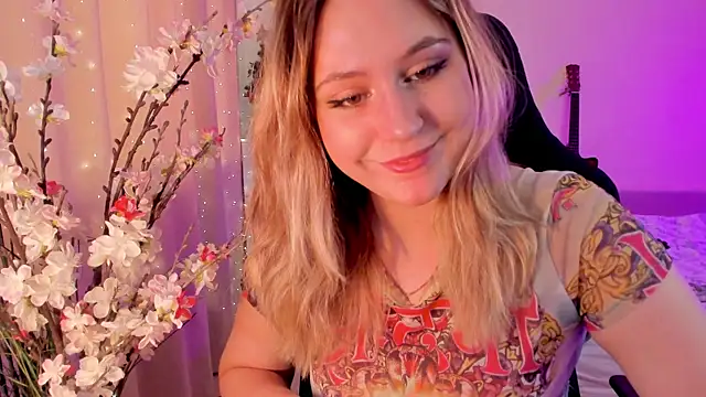 Snapshot of Diana_Flower chatting on 03-20-25, 09:59 Diana Flower online show from 03-20-25, 09:59