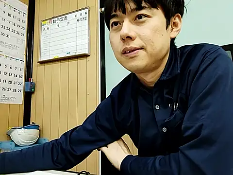 Snapshot of whitebriefboy chatting on 11-13-25, 07:02 whitebriefboy online show from 11-13-25, 07:02