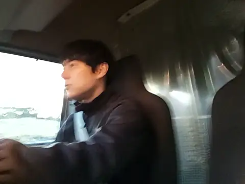 whitebriefboy online show from 03-06-26, 09:11