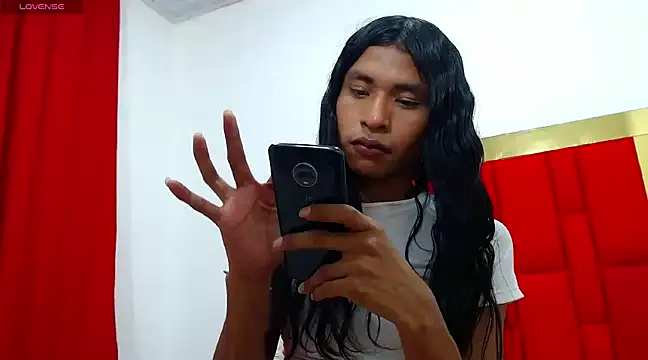 Snapshot of danna_veryhot_ chatting on 03-21-25, 01:01 danna veryhot online show from 03-21-25, 01:01