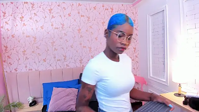 Snapshot of amber-hill chatting on 03-01-26, 12:07 amber-hill online show from 03-01-26, 12:07