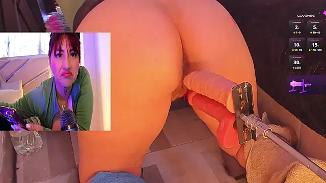 Snapshot of jolee__ chatting on 11-30-25, 09:41 jolee online show from 11-30-25, 09:41