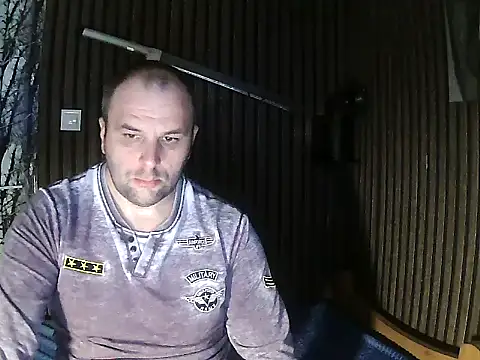 Snapshot of kelorak2000 chatting on 02-05-25, 12:53 kelorak2000 online show from 02-05-25, 12:53