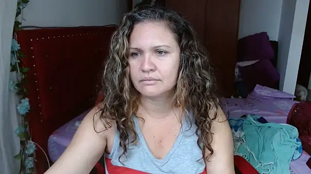 helenca43 online show from 11-25-25, 12:49