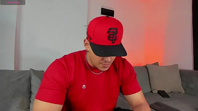 lucasanto  online show from 12-22-24, 04:06