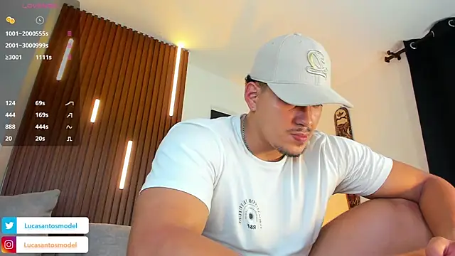 lucasanto  online show from 11-09-25, 01:48