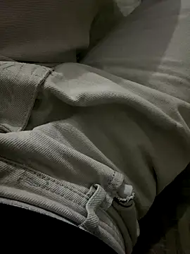 YawlingJingoist online show from 11-21-25, 05:44