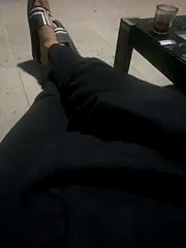 YawlingJingoist online show from 12-14-25, 10:14