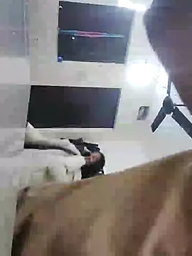 Snapshot of riya190 chatting on 01-08-25, 06:09 riya190 online show from 01-08-25, 06:09