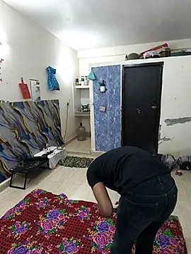 Snapshot of riya190 chatting on 03-18-25, 06:15 riya190 online show from 03-18-25, 06:15