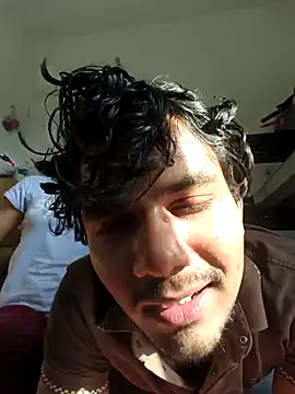 Snapshot of riya190 chatting on 10-10-25, 10:03 riya190 online show from 10-10-25, 10:03